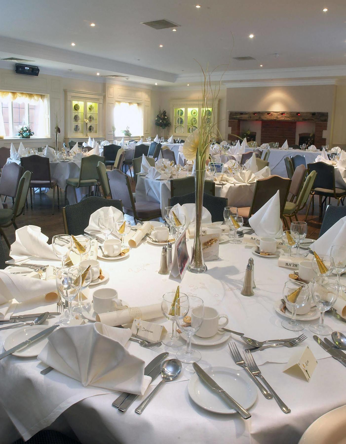 The Barns Hotel Cannock Exterior foto